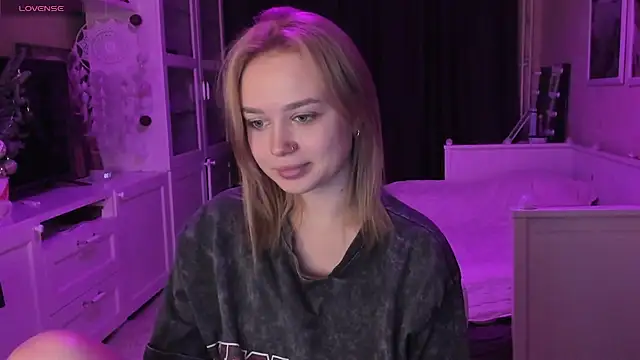 MaryDreaminess online show from 01/19/25, 05:39