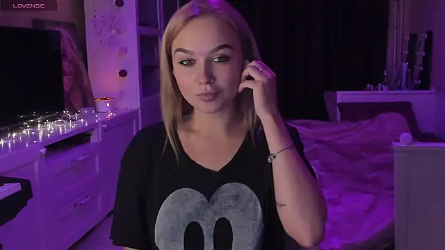 MaryDreaminess online show from 03/11/25, 07:36