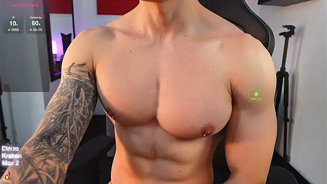 Snapshot of knimh chatting on 10/19/25, 04:51 knimh online show from 10/19/25, 04:51