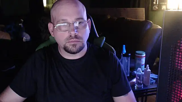 Hunter Largoxh online show from 11/24/25, 02:44