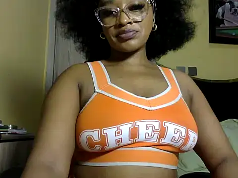 Snapshot of BOOTYBANGER24xx chatting on 06/12/26, 09:08 BOOTYBANGER24xx online show from 06/12/26, 09:08