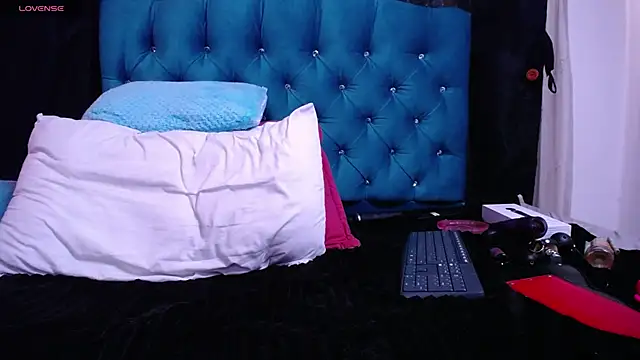 Jessi Evans online show from 10/21/25, 11:33