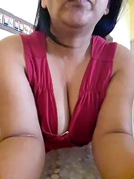 Snapshot of HotSpicyGujju chatting on 11/11/25, 10:04 HotSpicyGujju online show from 11/11/25, 10:04