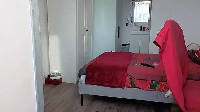 HotSpicyGujju online show from 12/02/25, 09:58