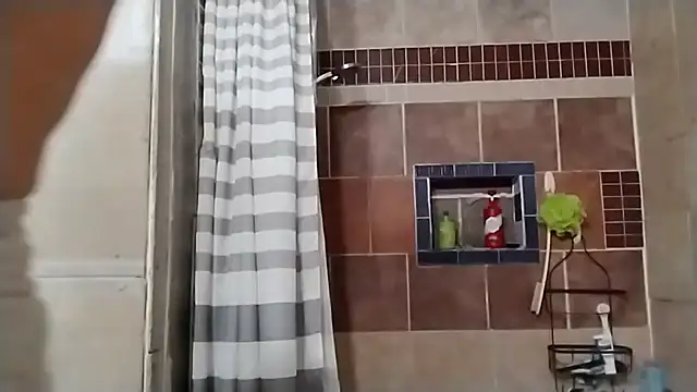 Snapshot of ThickDMatty@xh chatting on 12/18/24, 11:13 ThickDMattyxh online show from 12/18/24, 11:13