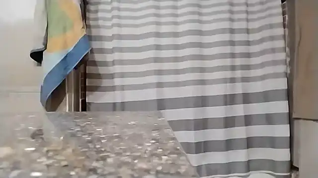 Snapshot of ThickDMatty@xh chatting on 01/03/25, 02:21 ThickDMattyxh online show from 01/03/25, 02:21