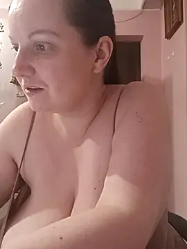 BustyLadyAlma online show from 12/21/25, 06:09