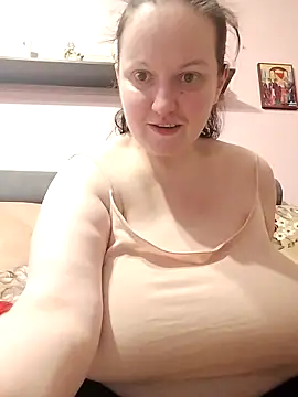 BustyLadyAlma online show from 03/17/26, 08:17