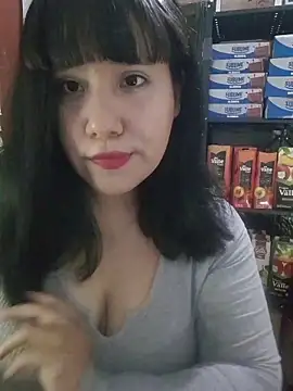 Snapshot of Kalani_Engel chatting on 06/21/26, 11:51 Kalani Engel online show from 06/21/26, 11:51