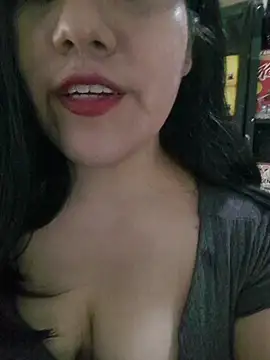 Snapshot of Kalani_Engel chatting on 07/10/26, 04:39 Kalani Engel online show from 07/10/26, 04:39