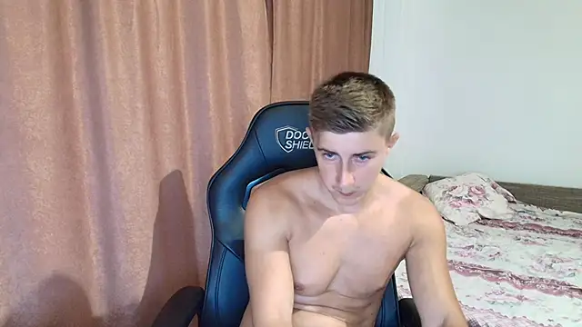 Snapshot of Todhorny9873 chatting on 02/13/25, 08:59 Todhorny9873 online show from 02/13/25, 08:59