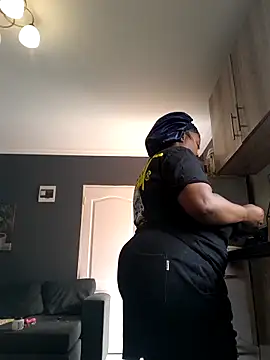 SWEETDOLLY29XX online show from 10/19/25, 08:26