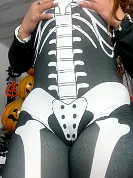 alexa fiore01 online show from 11/01/25, 01:57