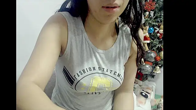 Snapshot of lizztaylor535 chatting on 12/10/24, 02:28 lizztaylor535 online show from 12/10/24, 02:28