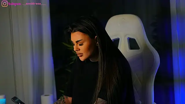 perfectt33n online show from 12/10/24, 08:40