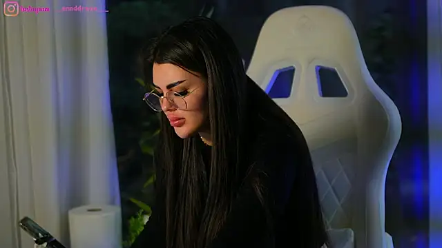 perfectt33n online show from 12/21/24, 09:33