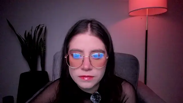 HazelKush online show from 03/12/26, 09:32