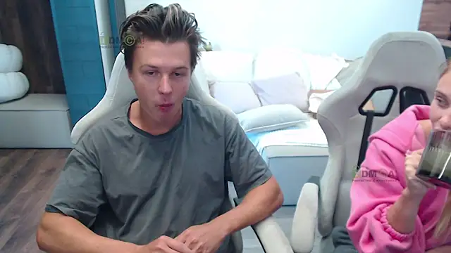 Sunny-Girl1 online show from 10/01/25, 07:58