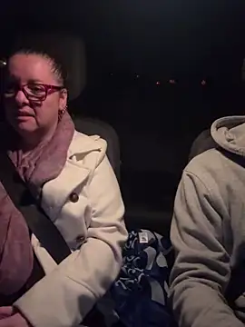 Snapshot of cplcokins34 chatting on 02/09/25, 12:28 cplcokins34 online show from 02/09/25, 12:28