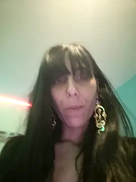 Snapshot of misscectito13 chatting on 03/16/25, 09:05 misscectito13 online show from 03/16/25, 09:05