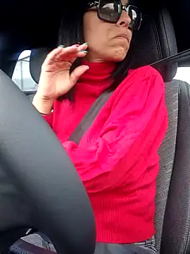 Snapshot of misscectito13 chatting on 10/02/25, 12:01 misscectito13 online show from 10/02/25, 12:01