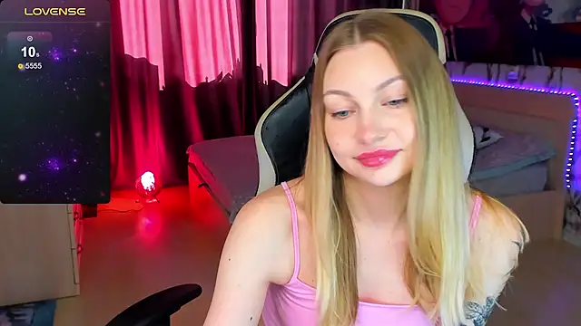 BiMolly online show from 09/13/25, 08:47