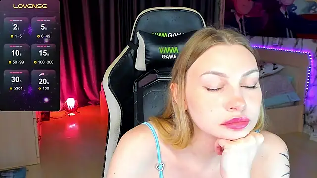 BiMolly online show from 09/23/25, 08:56