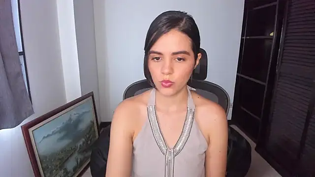 mia collins x online show from 10/22/25, 09:03