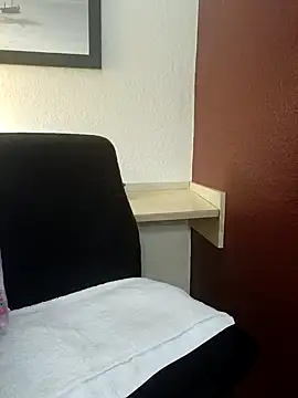 PichyPrettyPussy online show from 01/02/25, 05:14