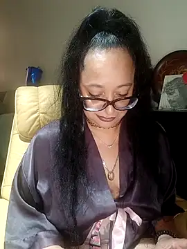 PichyPrettyPussy online show from 10/23/25, 07:56