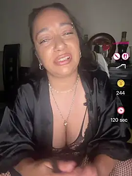 Snapshot of PichyPrettyPussy chatting on 06/29/26, 08:53 PichyPrettyPussy online show from 06/29/26, 08:53