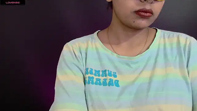 DesiZoya online show from 10/14/25, 03:51