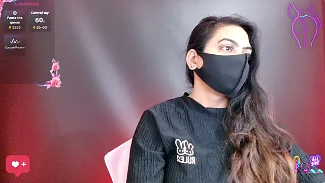 Snapshot of DesiZoya chatting on 05/02/26, 10:59 DesiZoya online show from 05/02/26, 10:59