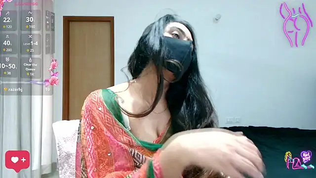 Snapshot of DesiZoya chatting on 05/07/26, 04:51 DesiZoya online show from 05/07/26, 04:51