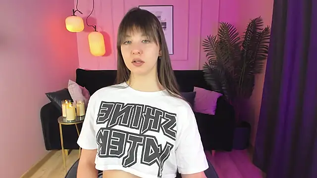 ElizaMild online show from 03/13/25, 04:56