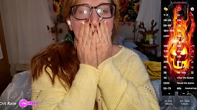 Snapshot of WickedAphrodite chatting on 10/16/25, 12:33 WickedAphrodite online show from 10/16/25, 12:33