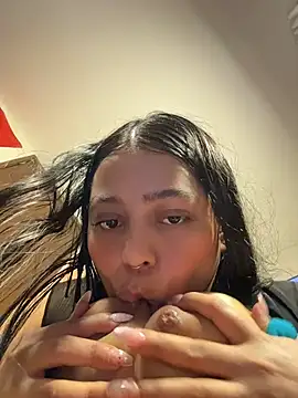 Naiara sex online show from 07/20/26, 10:39