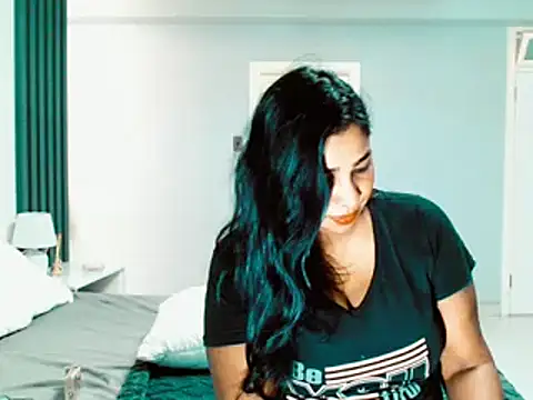 Snapshot of apishkagalmon chatting on 11/09/25, 07:45 apishkagalmon online show from 11/09/25, 07:45