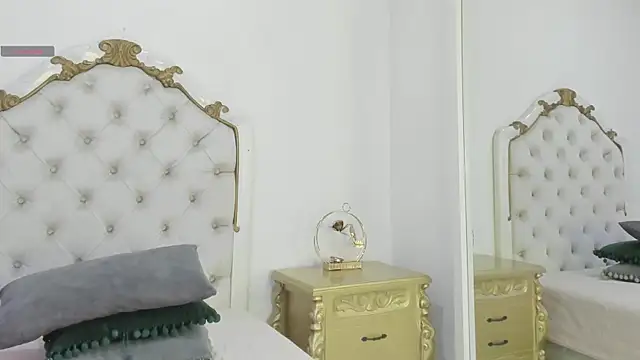 Princsgirl  online show from 09/18/25, 07:38