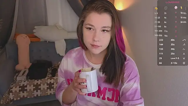 Mira Falls online show from 09/11/25, 04:23