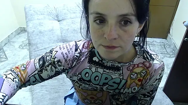 Snapshot of antara_hotgirl chatting on 02/06/26, 09:29 antara hotgirl online show from 02/06/26, 09:29