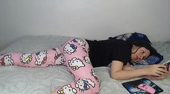 Snapshot of Chanelsexyy chatting on 12/12/24, 02:26 Chanelsexyy online show from 12/12/24, 02:26