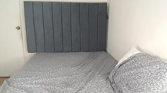 Snapshot of Chanelsexyy chatting on 02/21/25, 05:02 Chanelsexyy online show from 02/21/25, 05:02