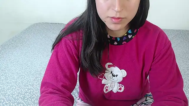 Snapshot of Chanelsexyy chatting on 09/21/25, 06:48 Chanelsexyy online show from 09/21/25, 06:48