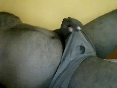 Snapshot of Indianguymohan chatting on 02/04/26, 04:13 Indianguymohan online show from 02/04/26, 04:13