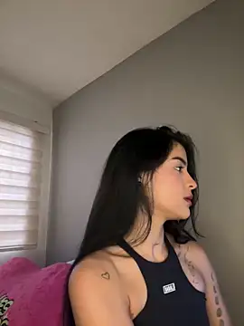 Sammy pink online show from 04/19/26, 09:17