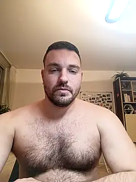 Snapshot of PowerToes chatting on 12/16/25, 08:36 PowerToes online show from 12/16/25, 08:36