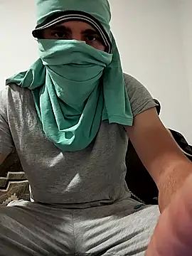 Snapshot of MrNoBoDy000 chatting on 10/04/25, 05:49 MrNoBoDy000 online show from 10/04/25, 05:49