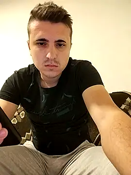 Snapshot of MrNoBoDy000 chatting on 11/14/25, 06:45 MrNoBoDy000 online show from 11/14/25, 06:45