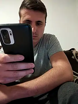 Snapshot of MrNoBoDy000 chatting on 11/24/25, 08:52 MrNoBoDy000 online show from 11/24/25, 08:52